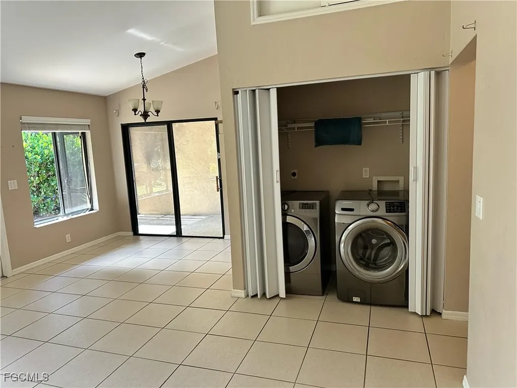 1025 SE 24th Avenue Cape Coral FL 33990