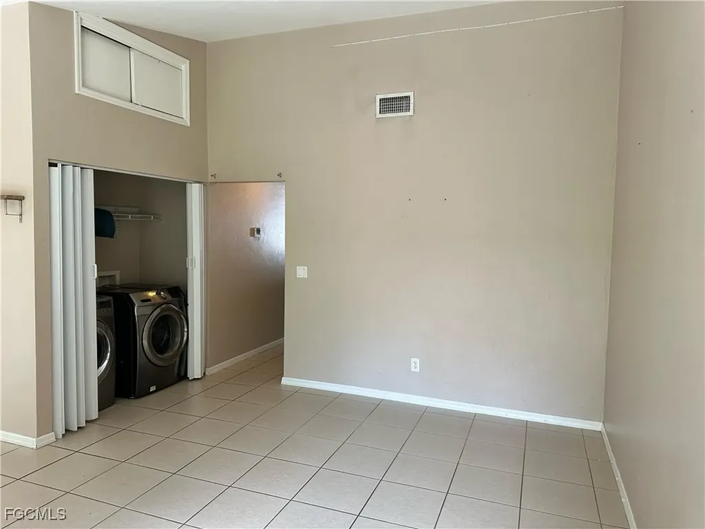 1025 SE 24th Avenue Cape Coral FL 33990