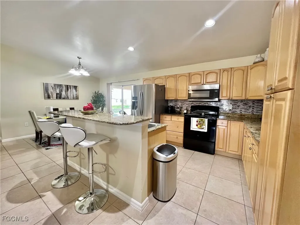 2916 51st Street SW Lehigh Acres FL 33976