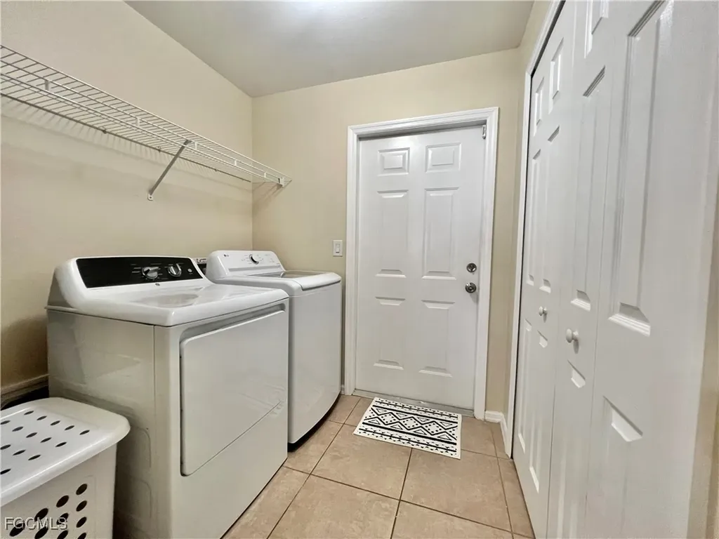 2916 51st Street SW Lehigh Acres FL 33976