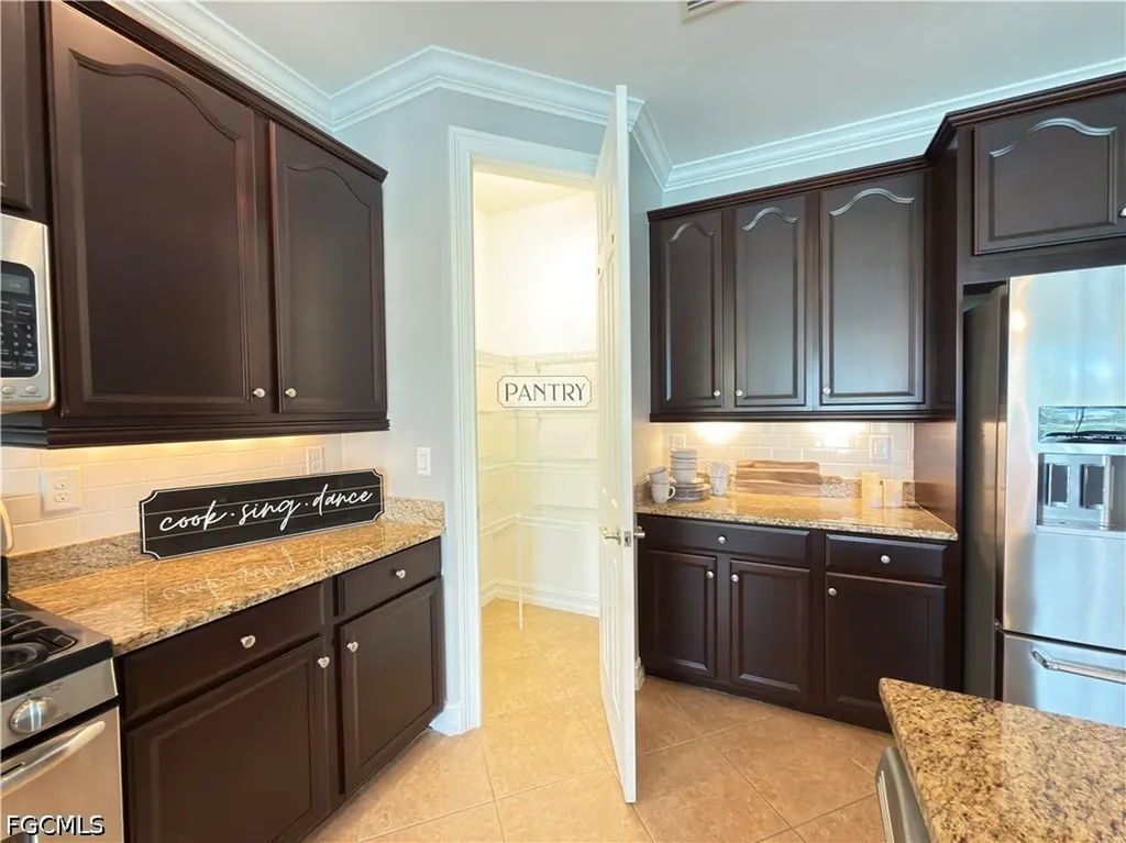3940 Otter Bend Circle Fort Myers FL 33905