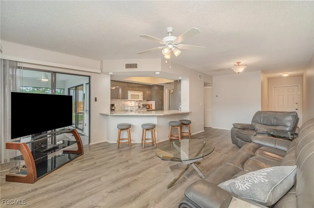 13391 Gateway Drive Fort Myers FL 33919
