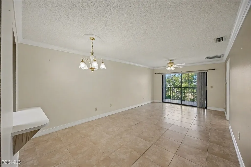 423 Cape Coral Parkway W Cape Coral FL 33914