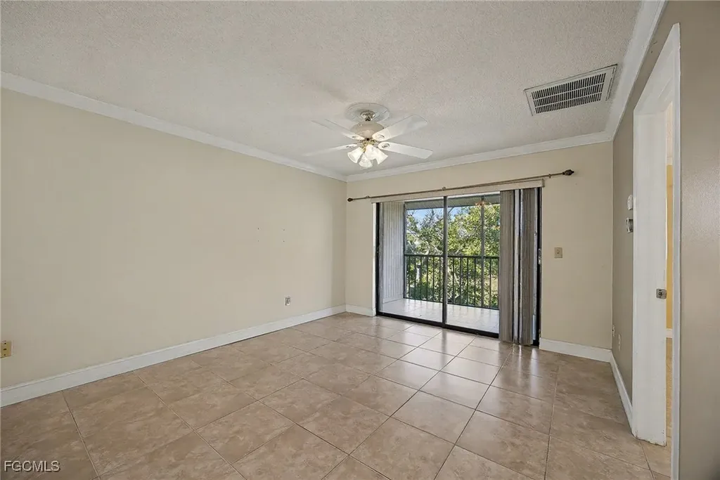 423 Cape Coral Parkway W Cape Coral FL 33914