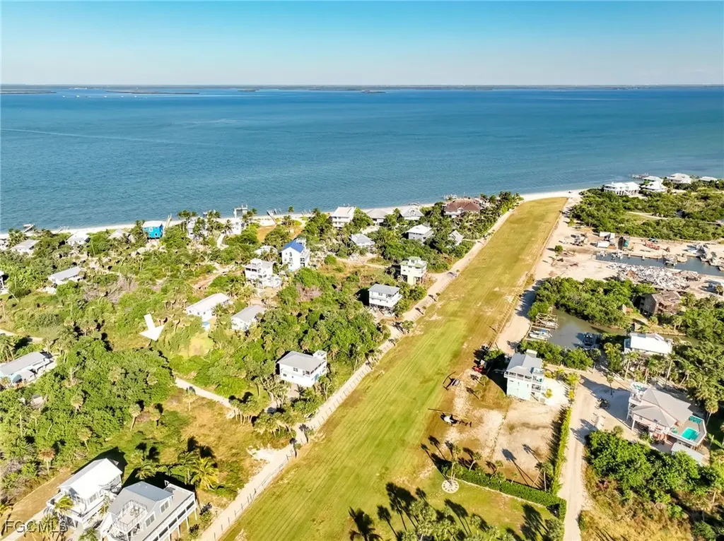 181 Swallow Drive Upper Captiva FL 33924