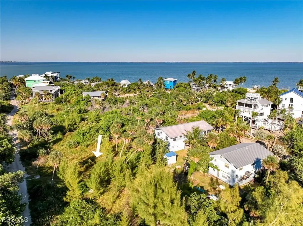 181 Swallow Drive Upper Captiva FL 33924