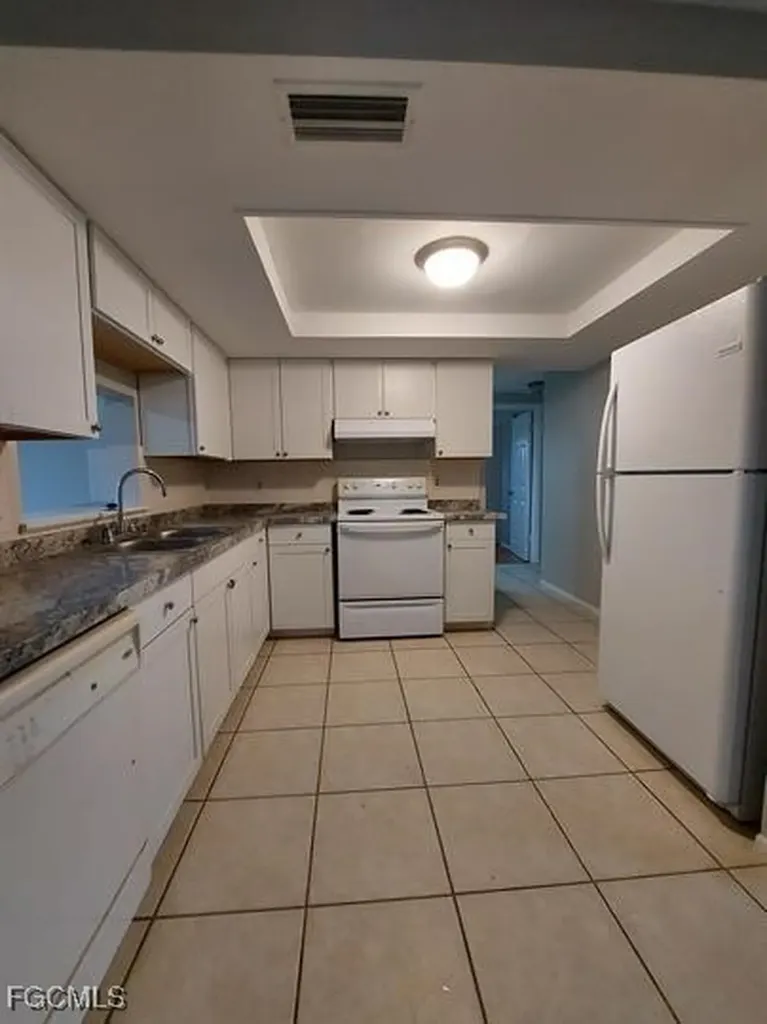 13250 Fourth Street Fort Myers FL 33905