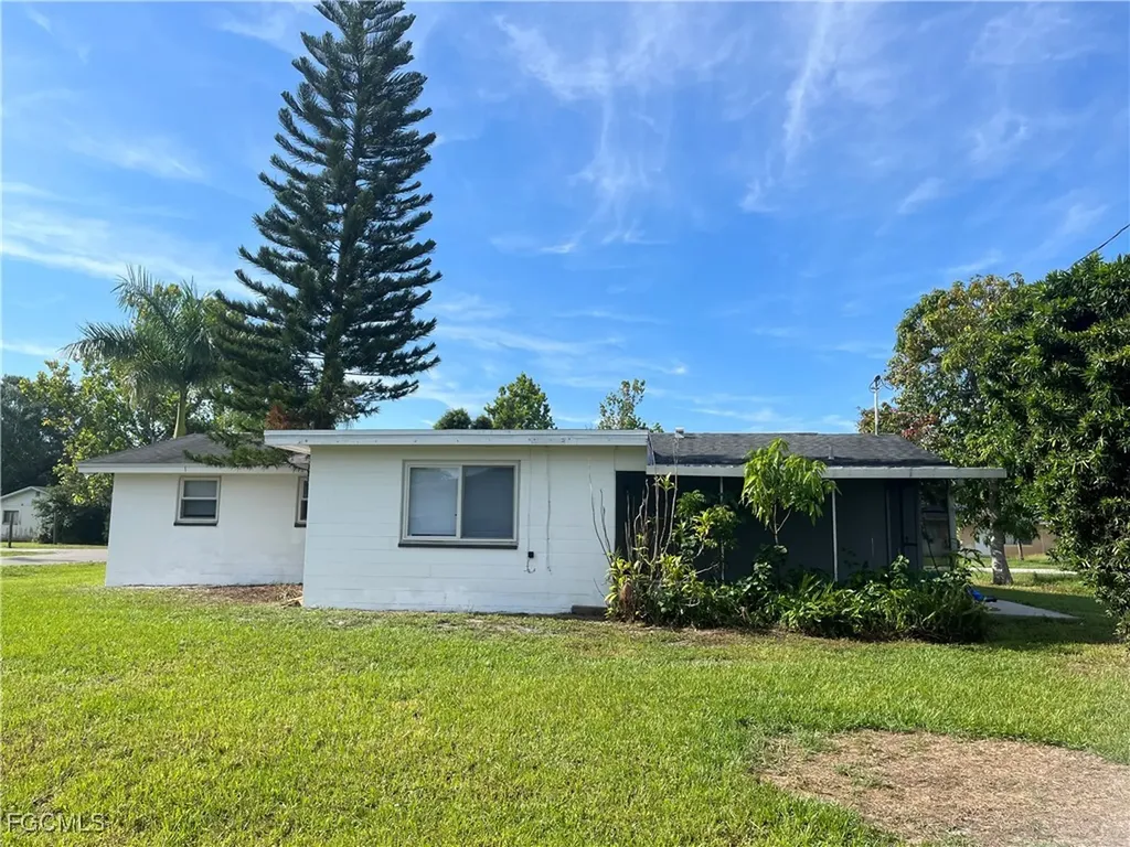 13250 Fourth Street Fort Myers FL 33905