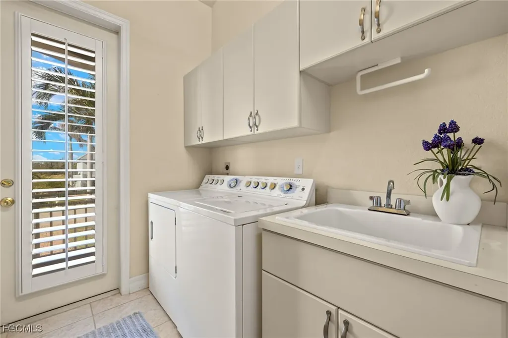 799 Birdie View Point Sanibel FL 33957