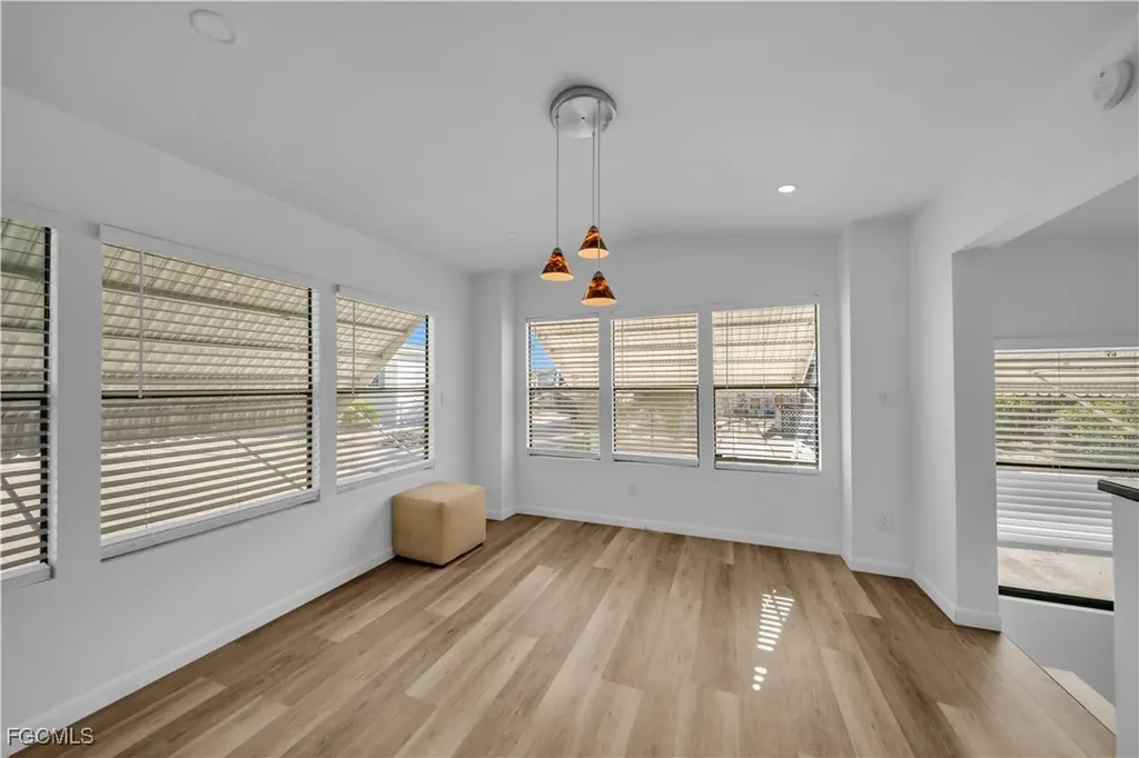 5528 Black Pug Drive Fort Myers FL 33908