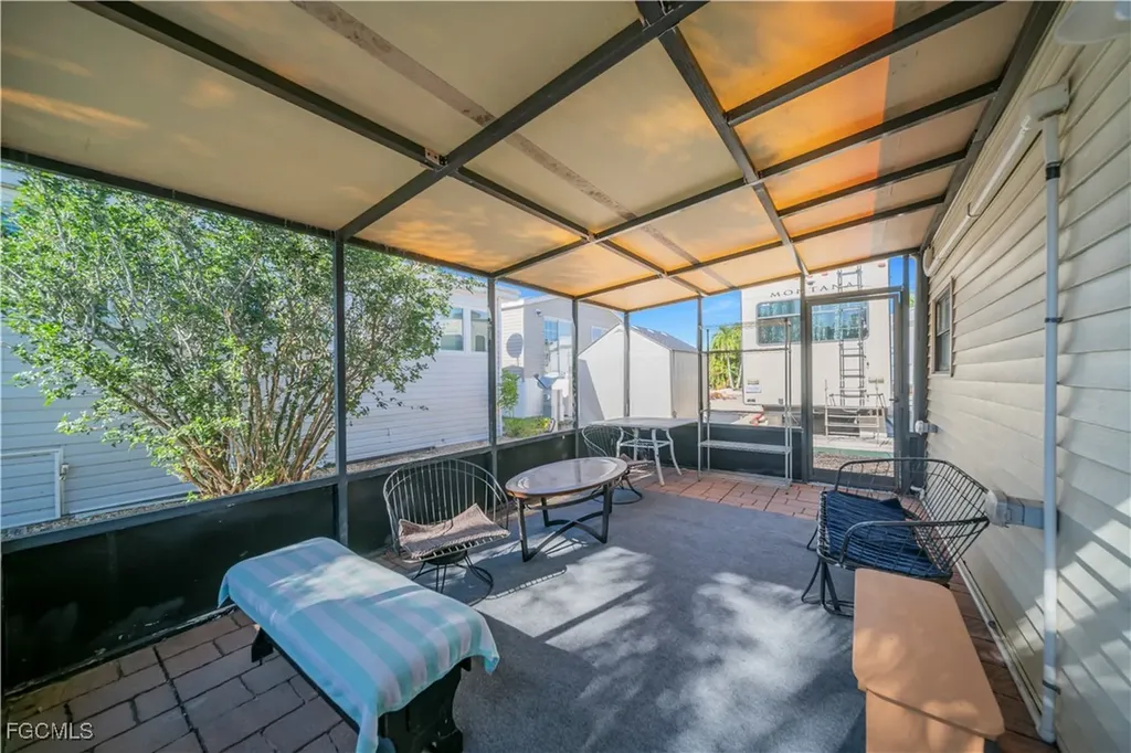 5528 Black Pug Drive Fort Myers FL 33908