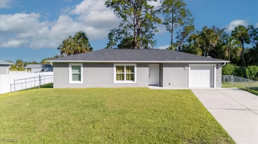 8073 Sherwood Circle Labelle FL 33935