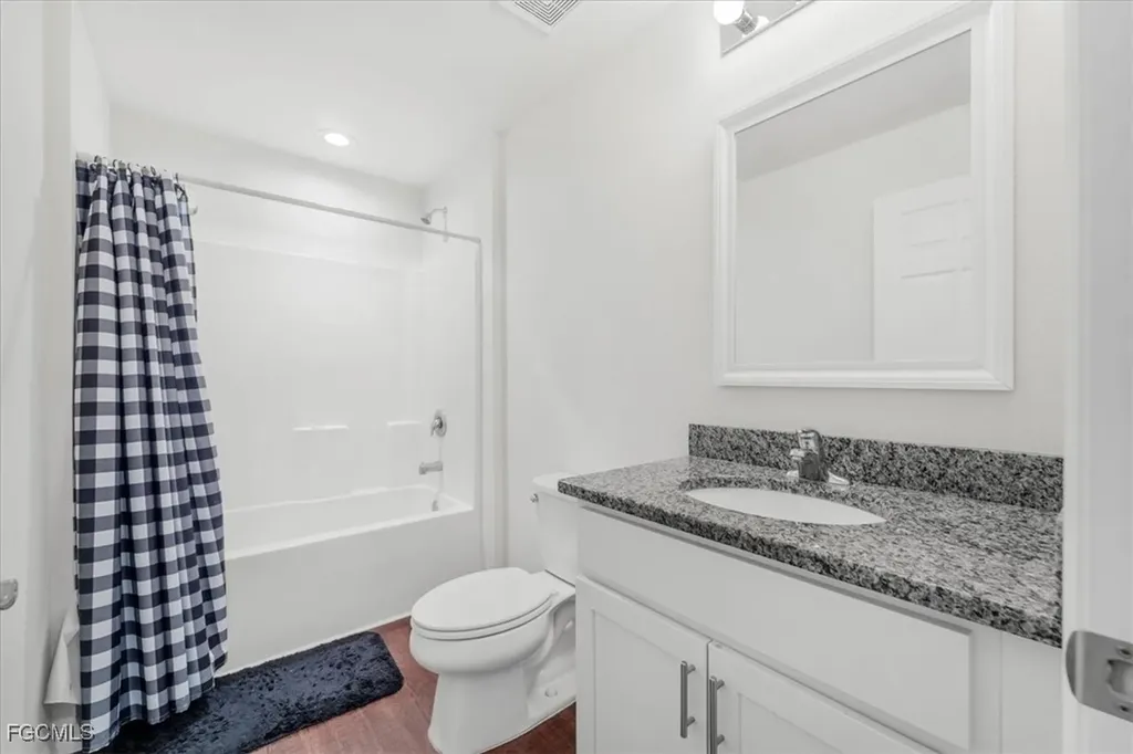 8073 Sherwood Circle Labelle FL 33935