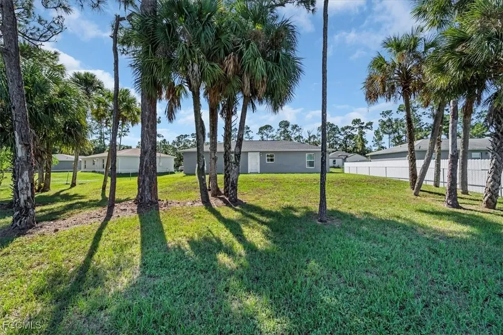 8073 Sherwood Circle Labelle FL 33935