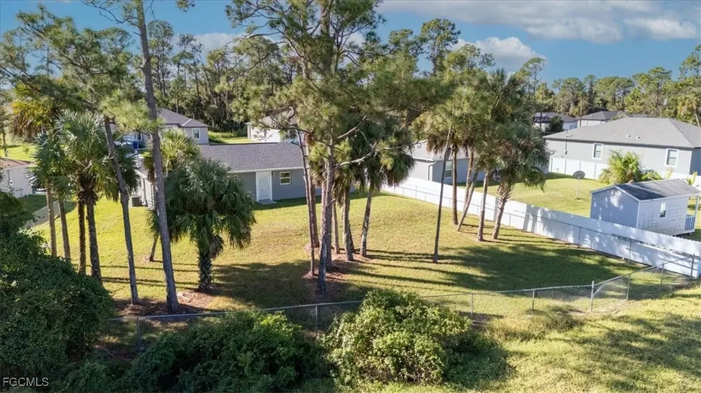 8073 Sherwood Circle Labelle FL 33935