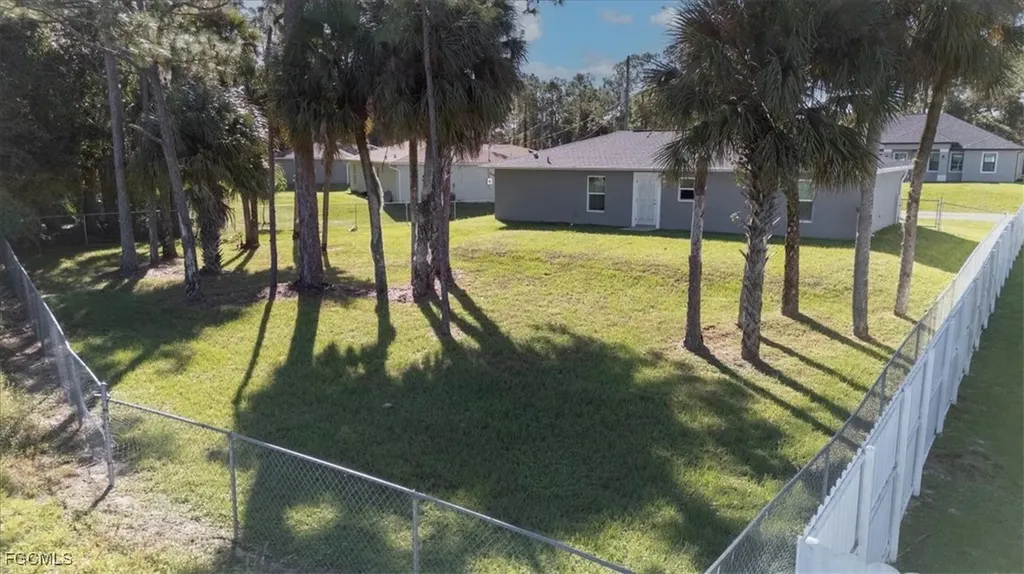 8073 Sherwood Circle Labelle FL 33935