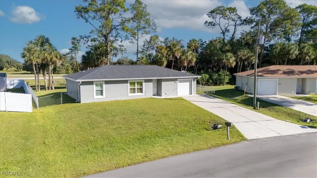 8073 Sherwood Circle Labelle FL 33935