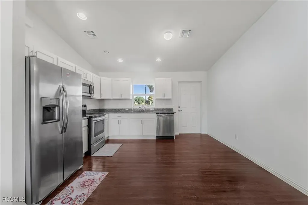 8073 Sherwood Circle Labelle FL 33935