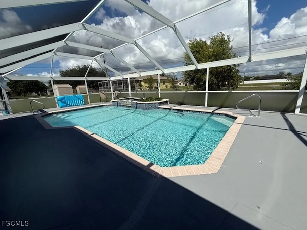 1109 SW 47th Terrace Cape Coral FL 33914