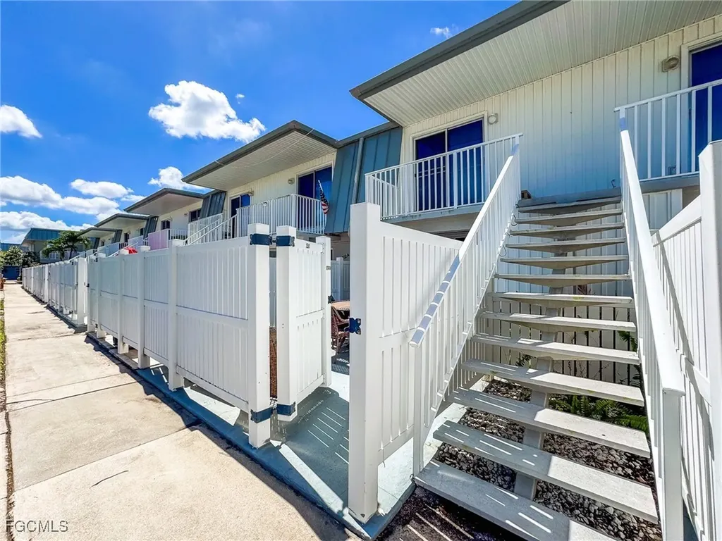 6777 Winkler Road Fort Myers FL 33919