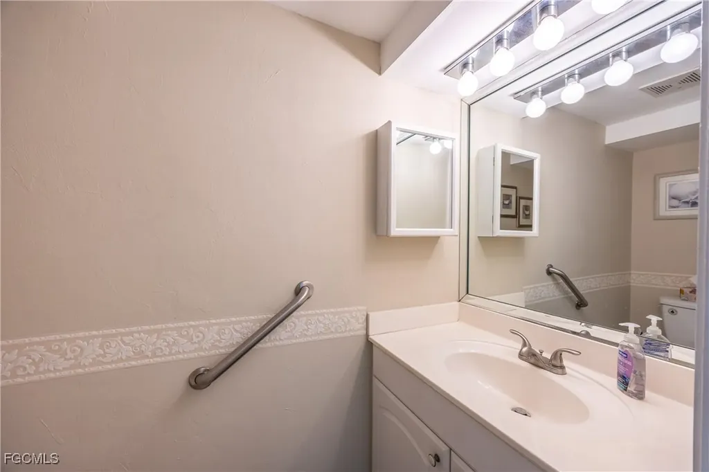 6777 Winkler Road Fort Myers FL 33919