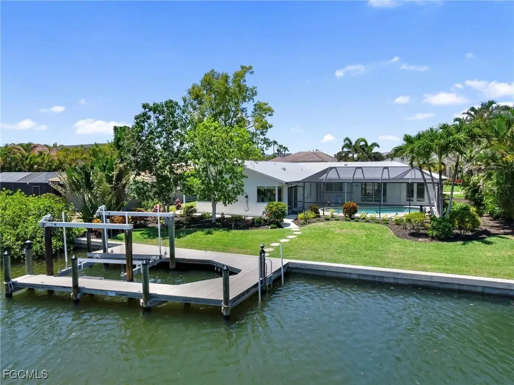 14841 David Drive Fort Myers FL 33908