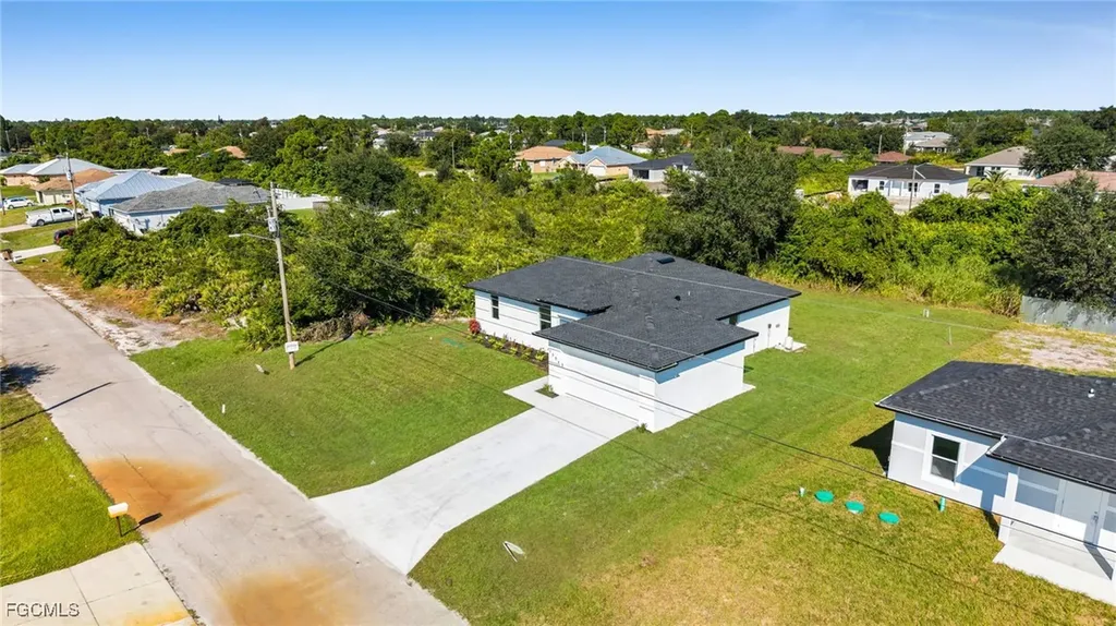 2506 30th Street SW Lehigh Acres FL 33976