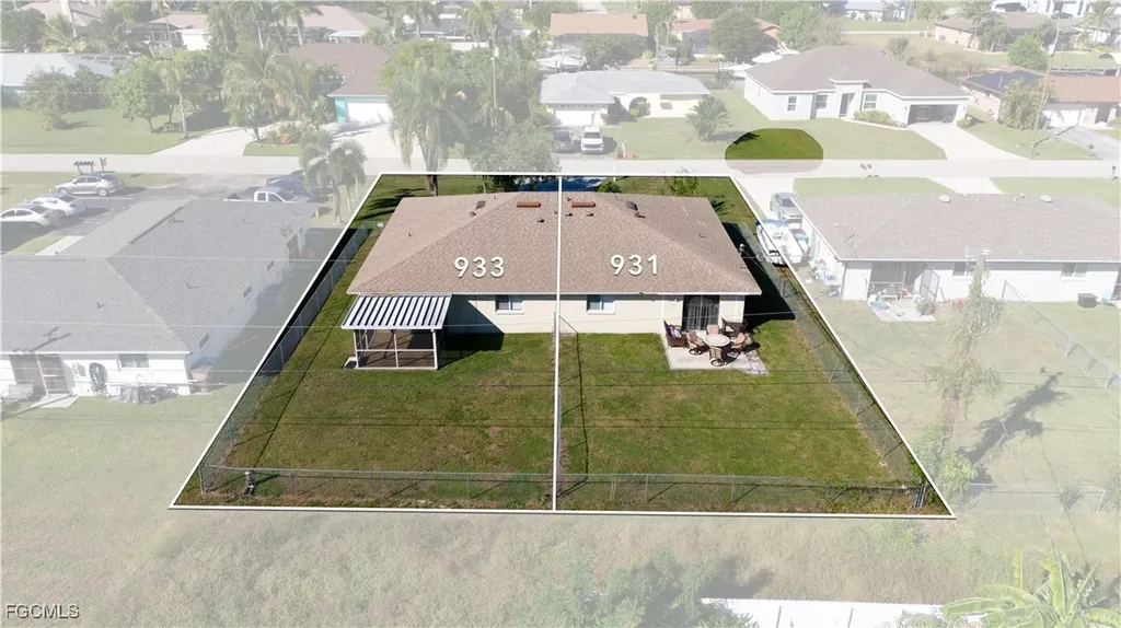 931/933 SE 23rd Place Cape Coral FL 33990