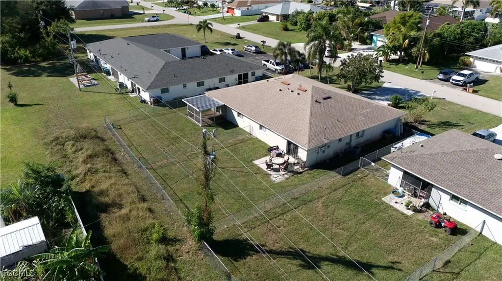 931/933 SE 23rd Place Cape Coral FL 33990