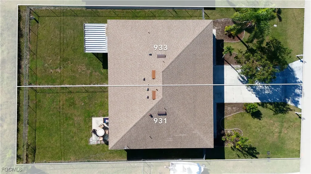 931/933 SE 23rd Place Cape Coral FL 33990