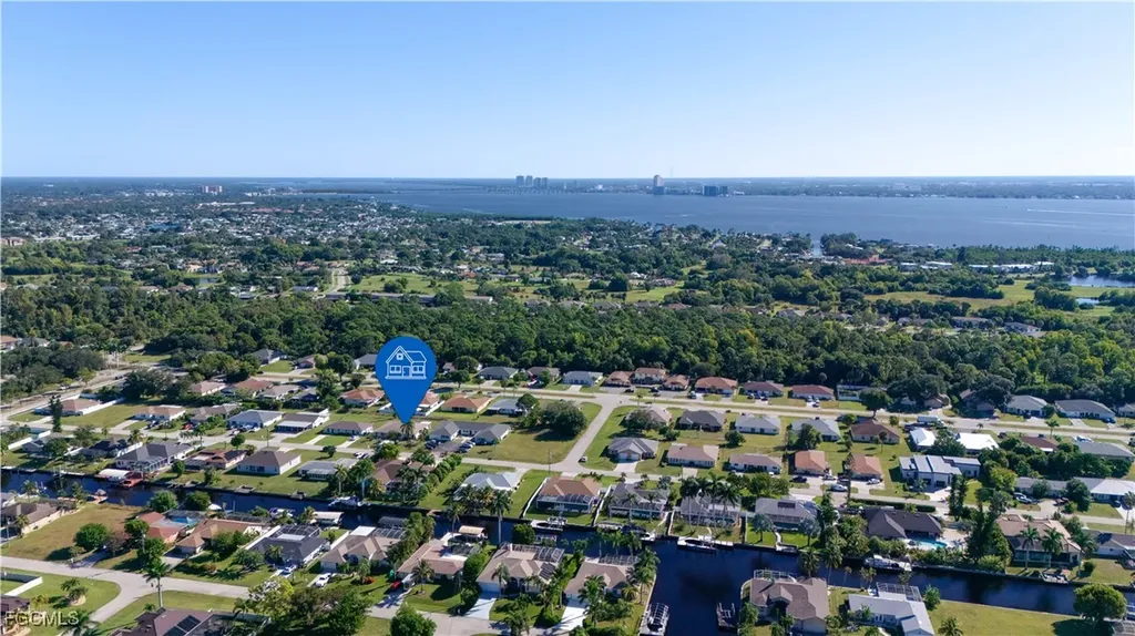 931/933 SE 23rd Place Cape Coral FL 33990