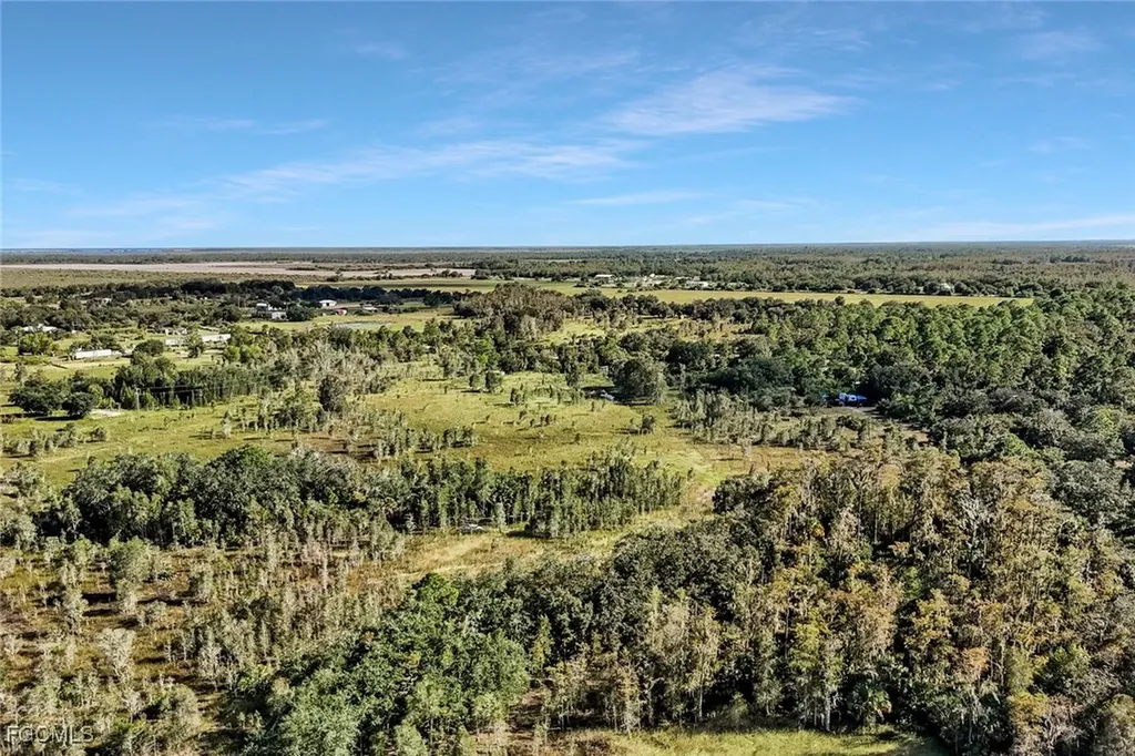 23345 Tinas Lane Fort Myers FL 33913