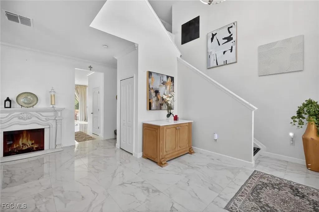 812 SW 11th Court Cape Coral FL 33991