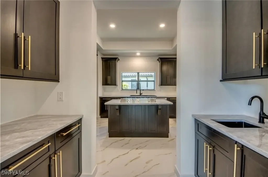 3505 NW 44th Place Cape Coral FL 33993