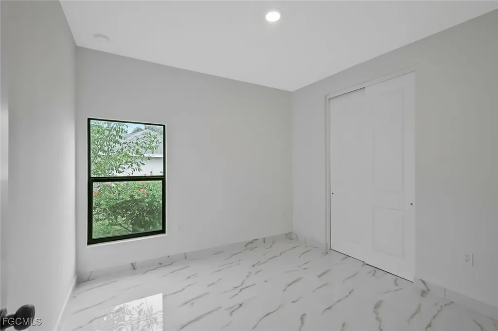 3505 NW 44th Place Cape Coral FL 33993