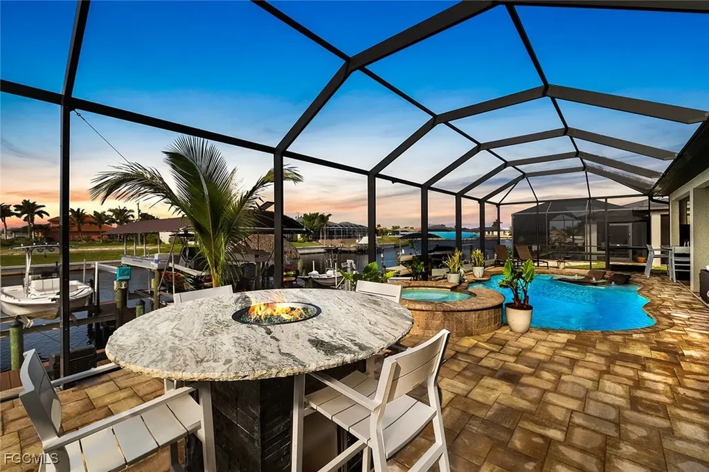 302 NW 32nd Place Cape Coral FL 33993