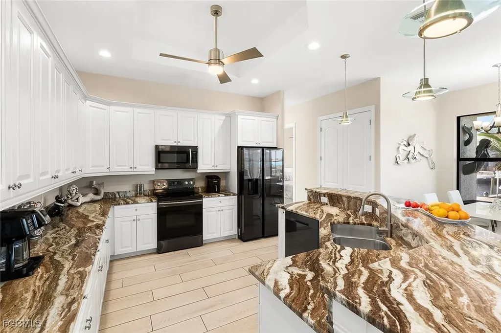 302 NW 32nd Place Cape Coral FL 33993