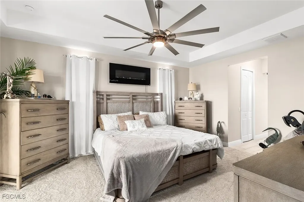302 NW 32nd Place Cape Coral FL 33993