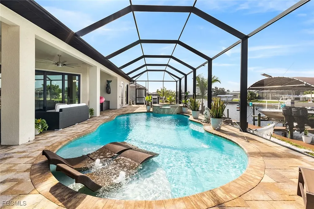 302 NW 32nd Place Cape Coral FL 33993