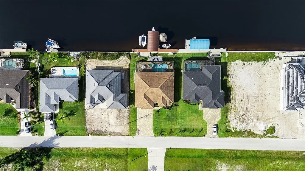 302 NW 32nd Place Cape Coral FL 33993