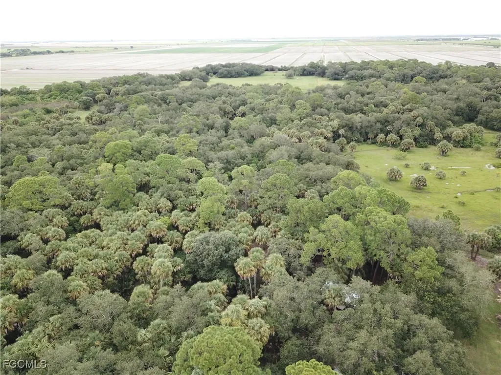 3835 Cr-833 Clewiston FL 33440