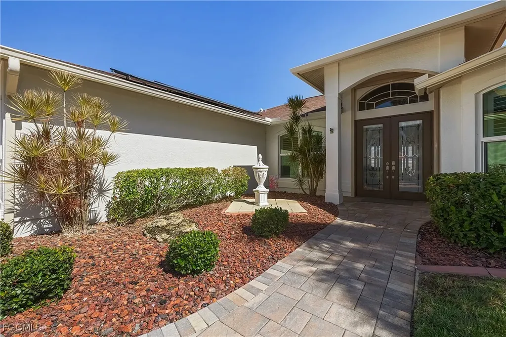 3505 SE 22nd Avenue Cape Coral FL 33904