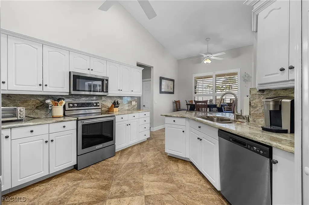 3505 SE 22nd Avenue Cape Coral FL 33904