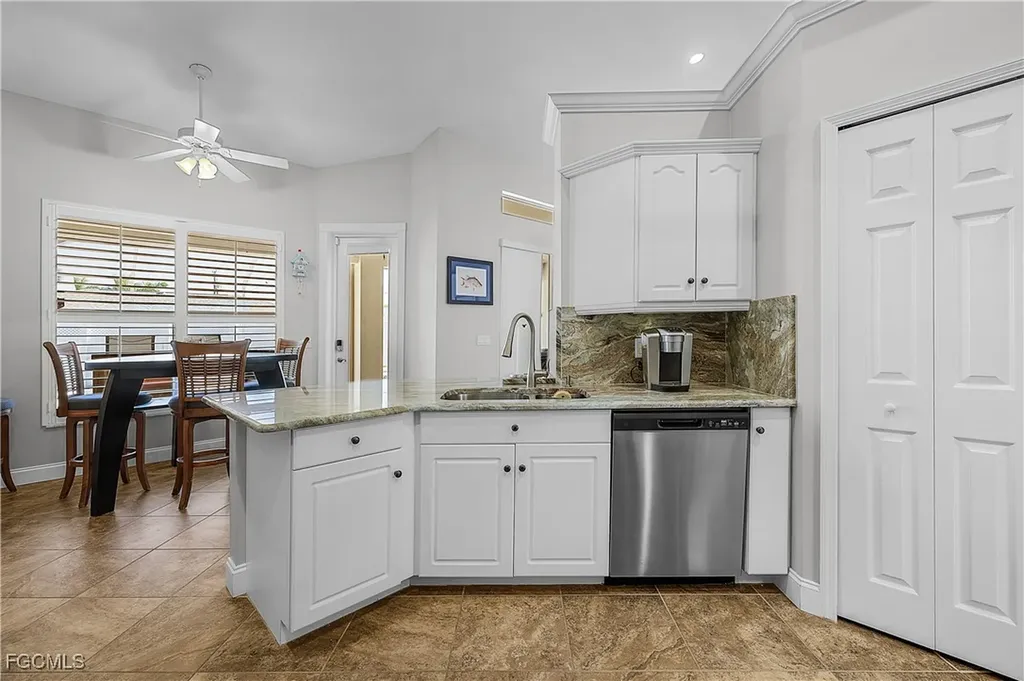 3505 SE 22nd Avenue Cape Coral FL 33904