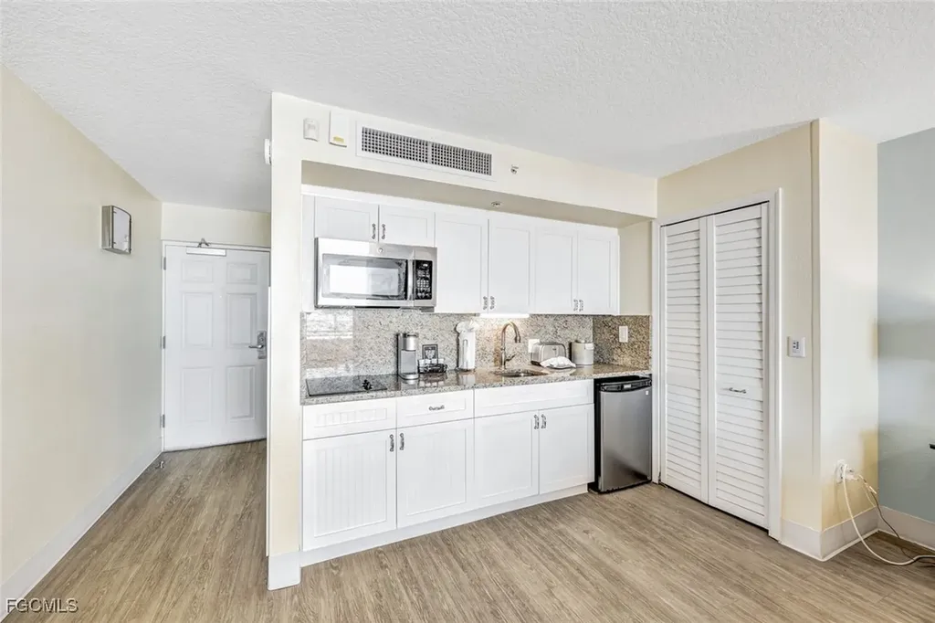 140 Estero Boulevard Fort Myers Beach FL 33931