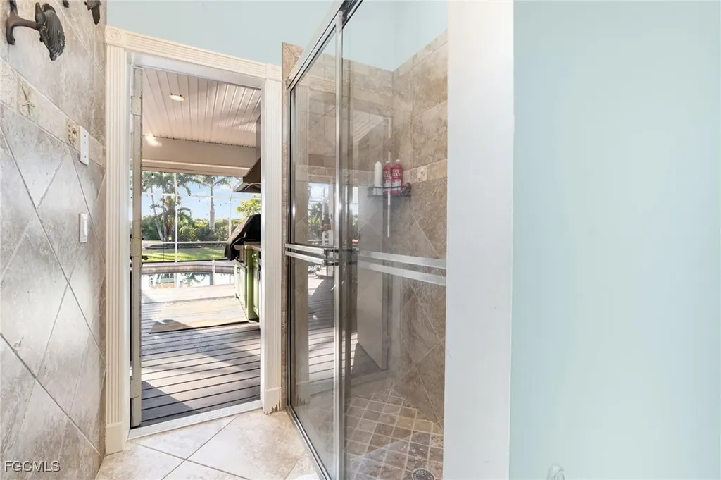 15753 Caloosa Creek Circle Fort Myers FL 33908