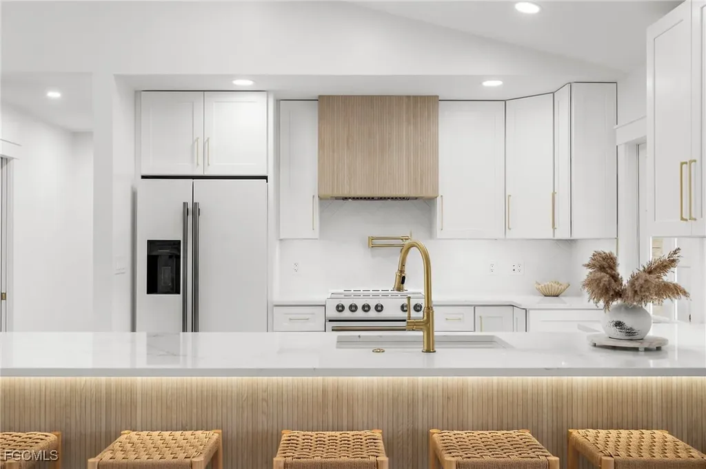 13270 Electron Drive Fort Myers FL 33908