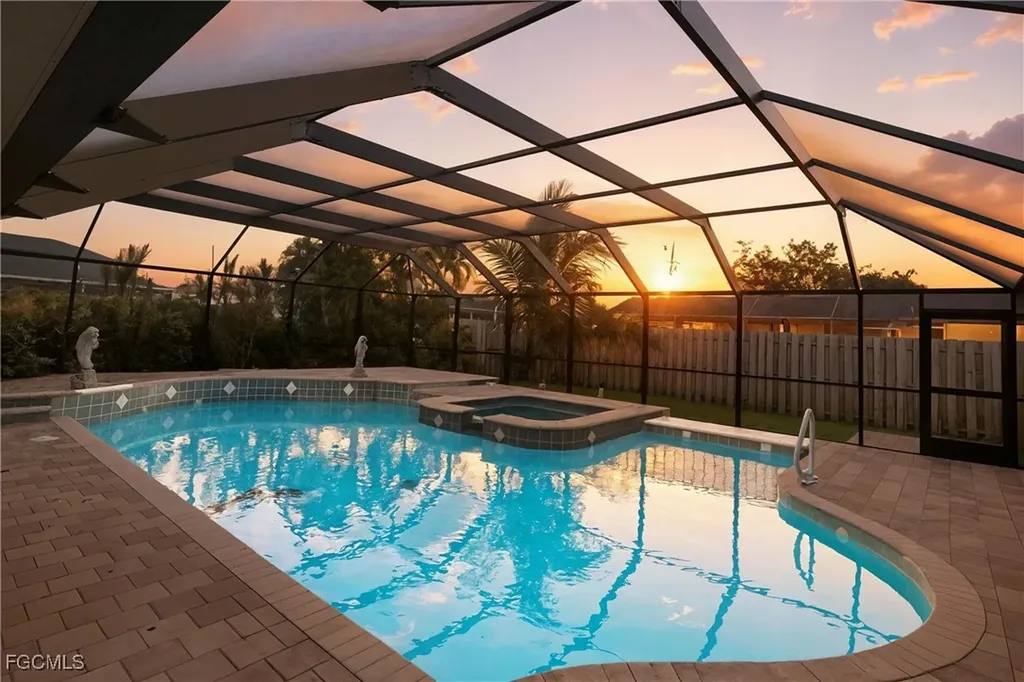 321 SE 30th Street Cape Coral FL 33904