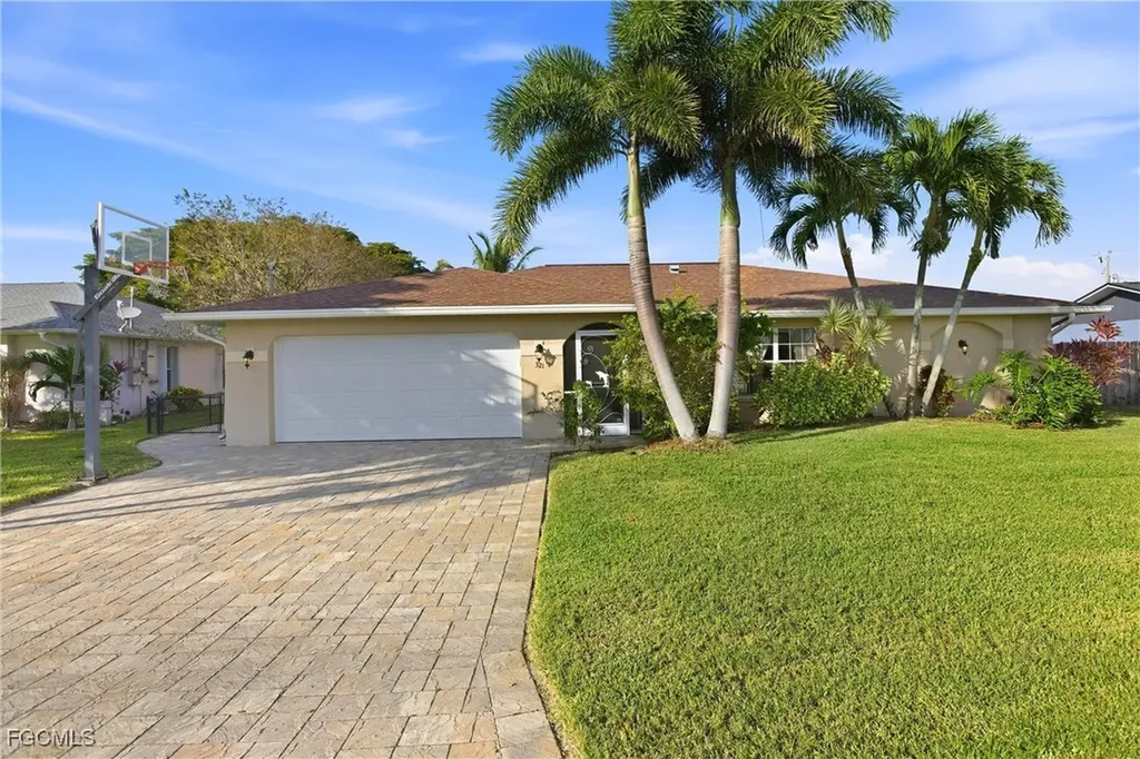 321 SE 30th Street Cape Coral FL 33904