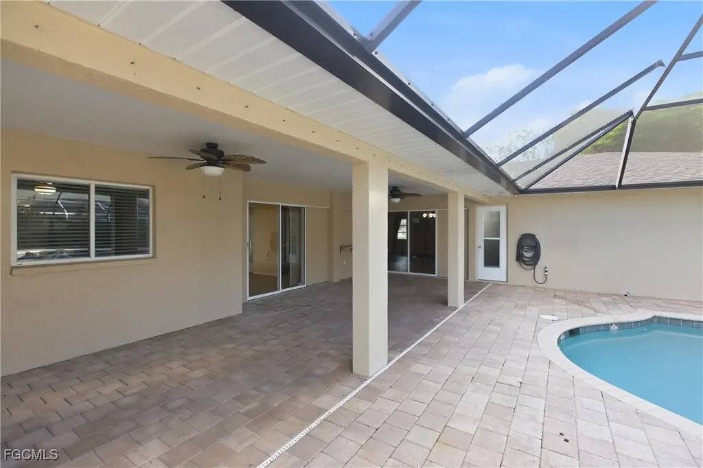 321 SE 30th Street Cape Coral FL 33904